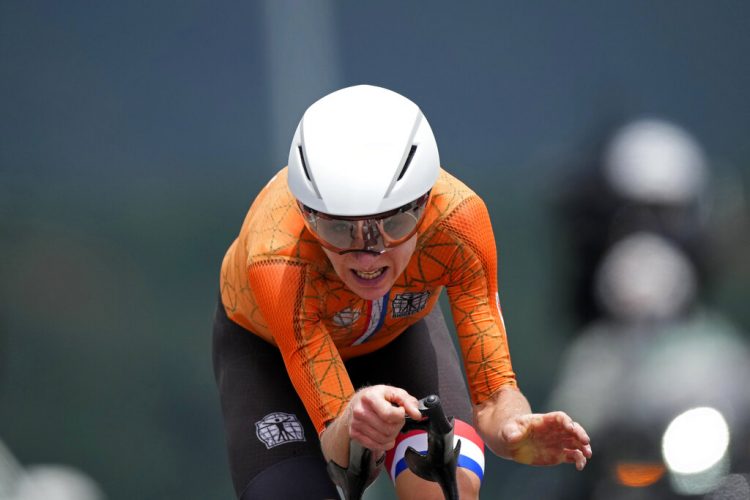 Van Vleuten gets revenge for Dutch, wins Olympic time trial